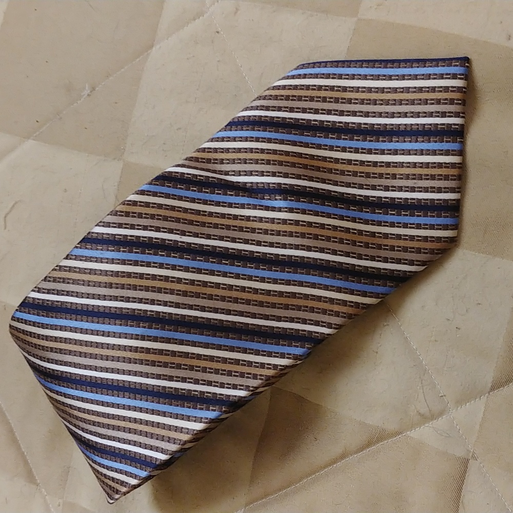 Carrington signature men's silk necktie